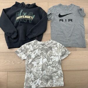 Boys Hoodie Sweatshirt / T-shirt Bundle - SZ 6-7